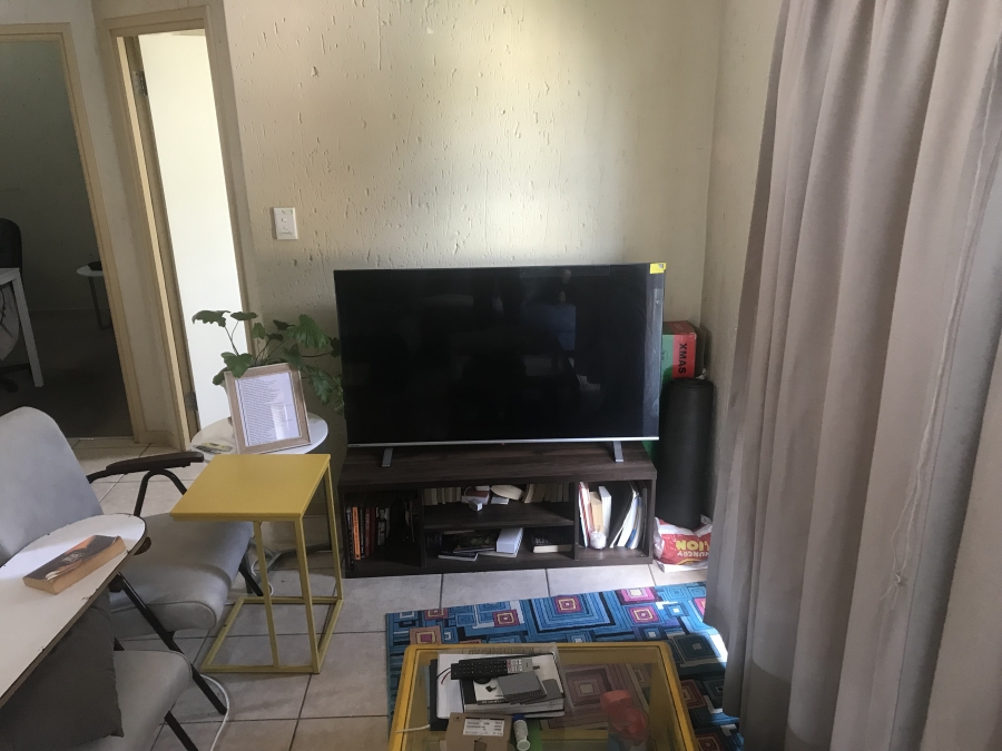 To Let 2 Bedroom Property for Rent in Lonehill Gauteng