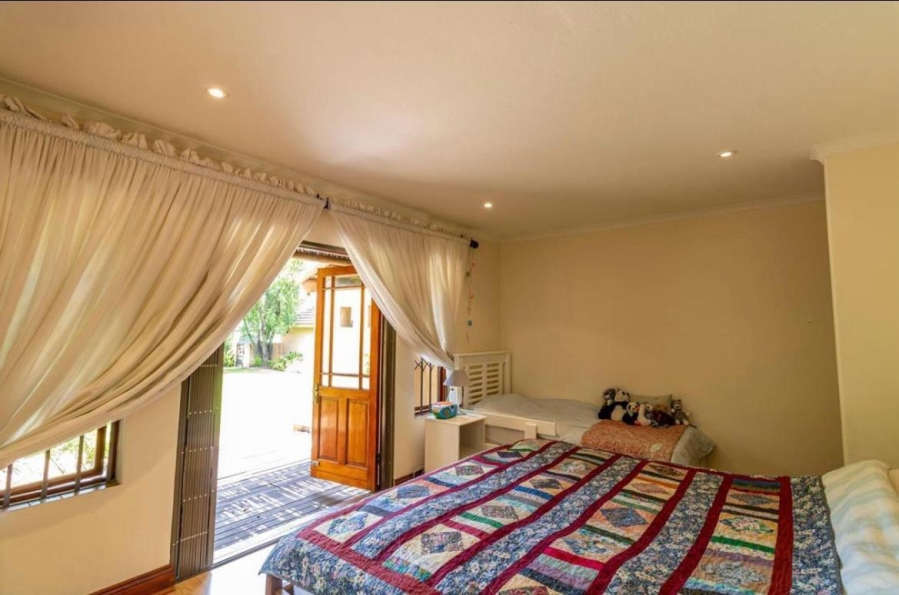 To Let 4 Bedroom Property for Rent in Silver Lakes Golf Estate Gauteng