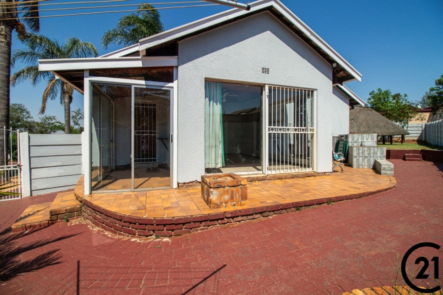 3 Bedroom Property for Sale in Witfield Gauteng