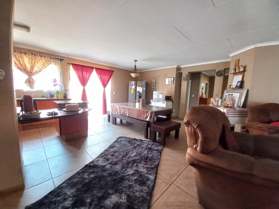 3 Bedroom Property for Sale in New State Areas Gauteng