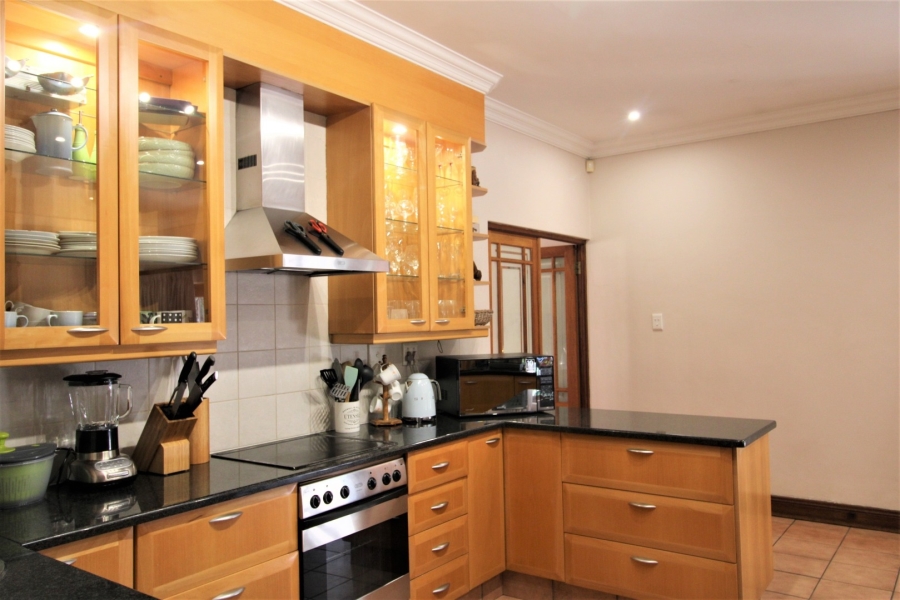 To Let 5 Bedroom Property for Rent in Bryanston Gauteng