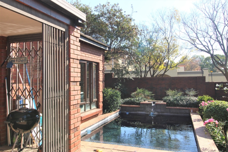 To Let 5 Bedroom Property for Rent in Bryanston Gauteng