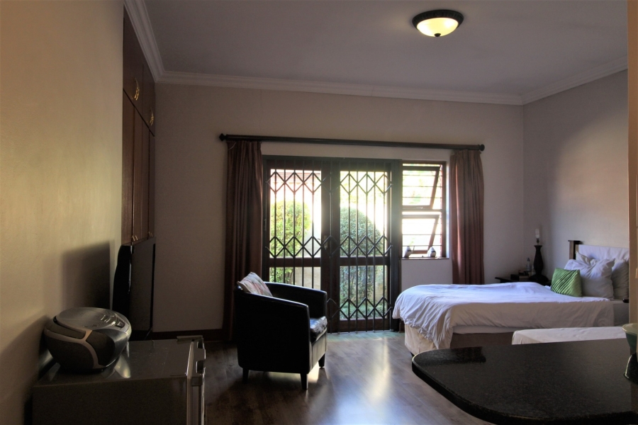 To Let 5 Bedroom Property for Rent in Bryanston Gauteng