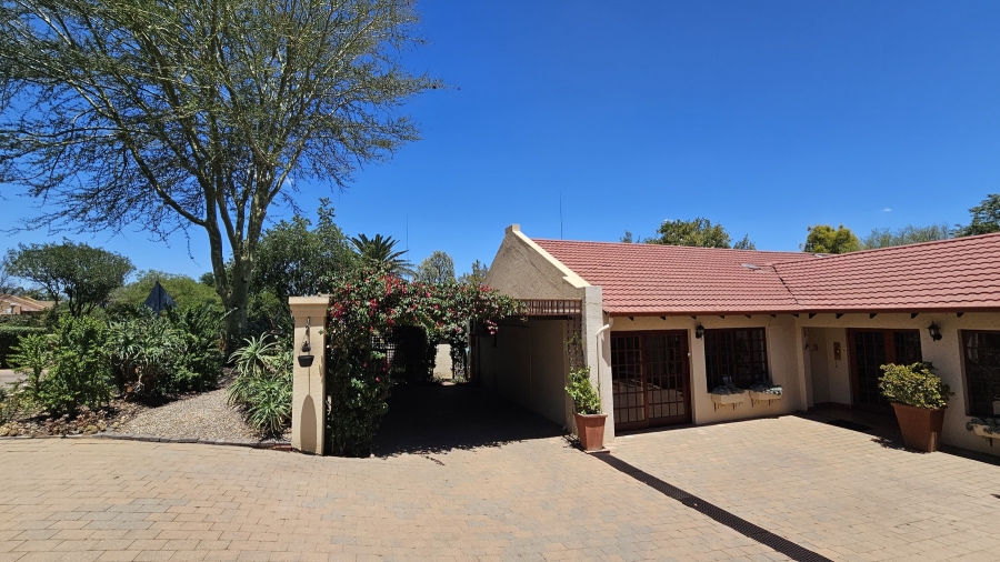 3 Bedroom Property for Sale in Kyalami Estates Gauteng