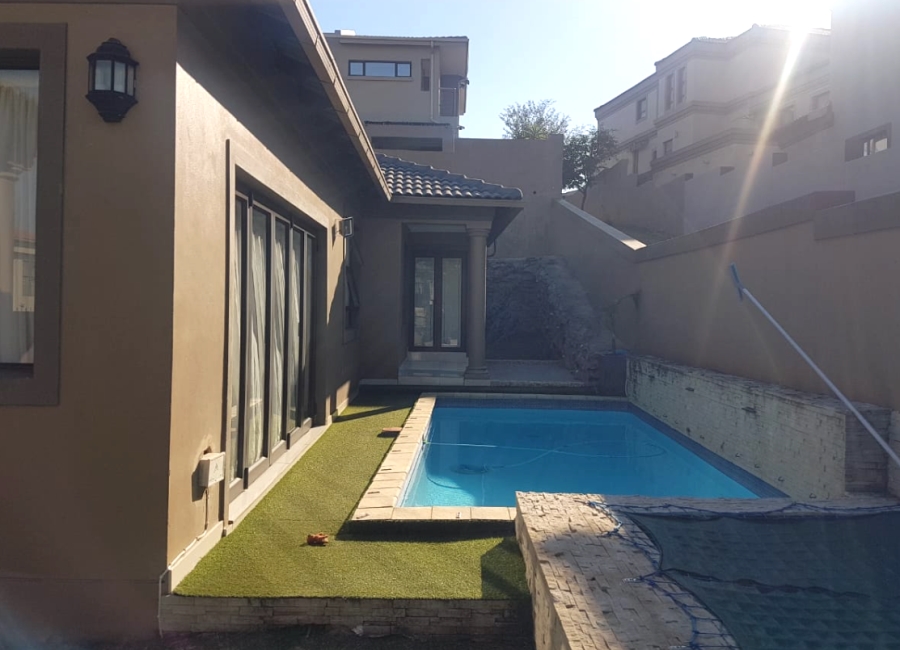 3 Bedroom Property for Sale in Greenstone Hill Gauteng