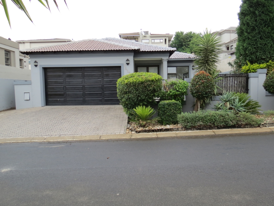 3 Bedroom Property for Sale in Greenstone Hill Gauteng