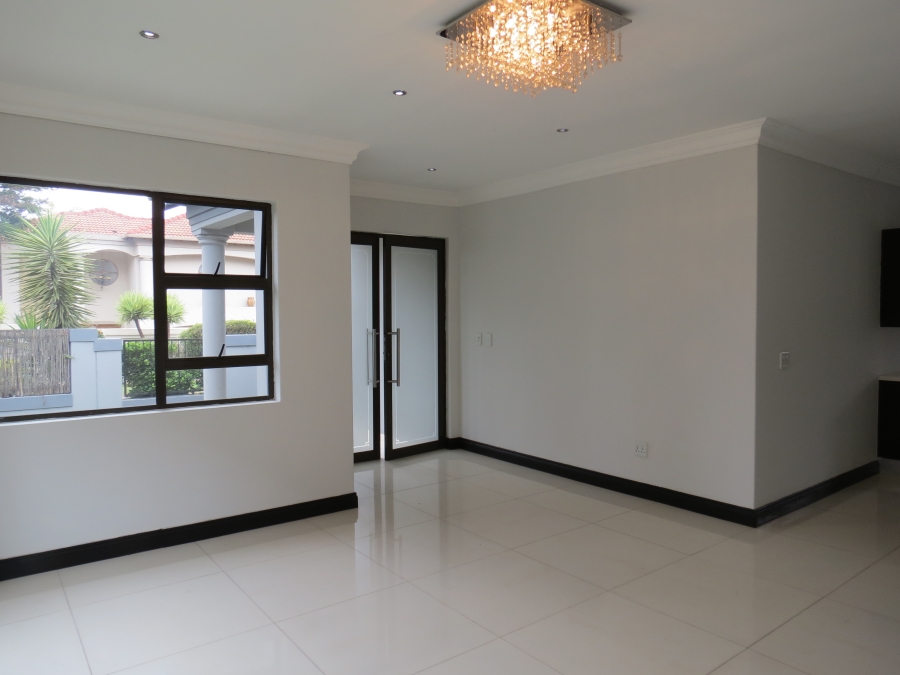 3 Bedroom Property for Sale in Greenstone Hill Gauteng