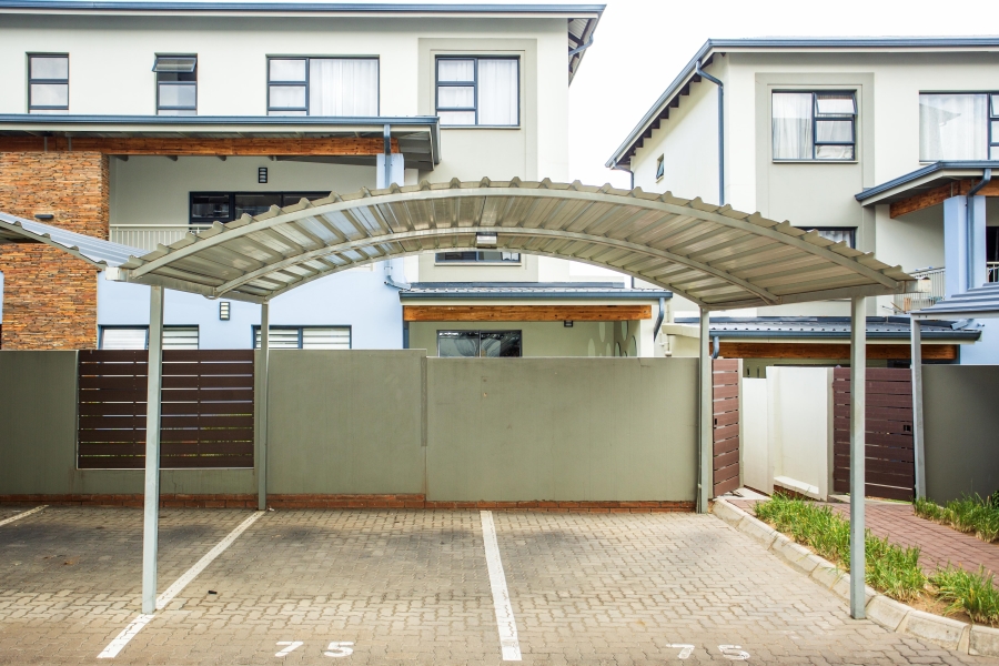 2 Bedroom Property for Sale in Carlswald Gauteng