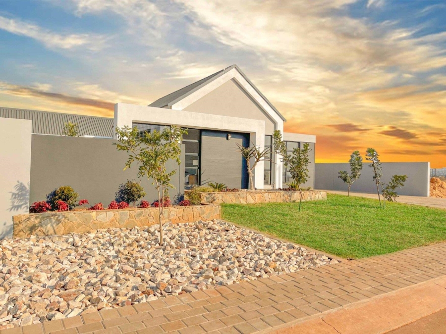 3 Bedroom Property for Sale in Midstream Ridge Gauteng