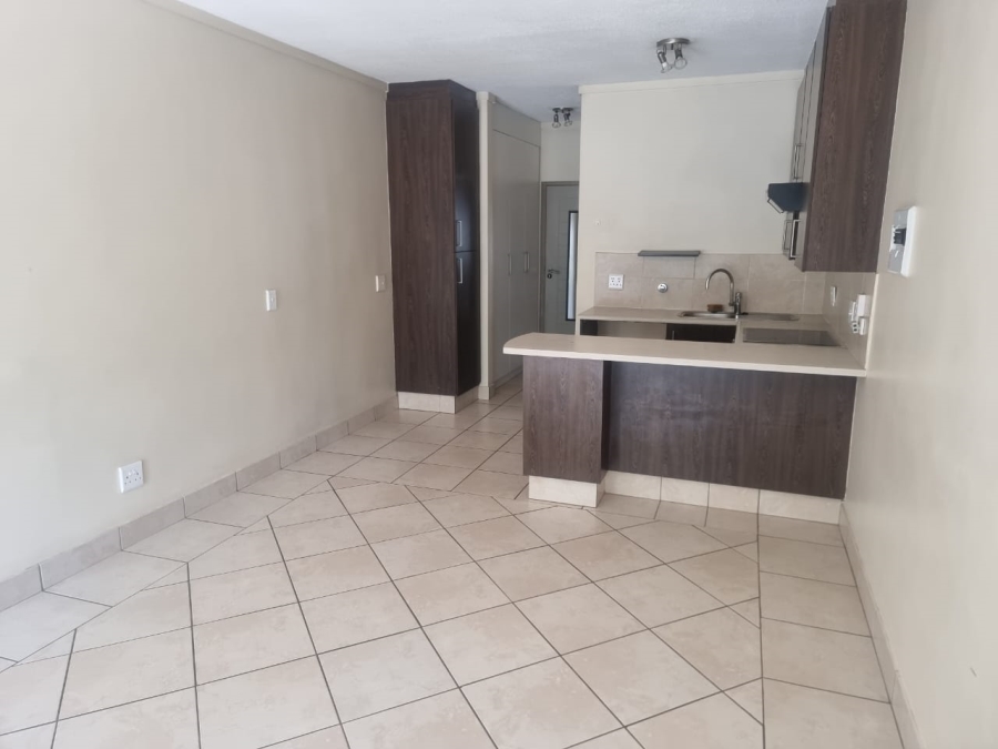 To Let 1 Bedroom Property for Rent in Sunninghill Gauteng