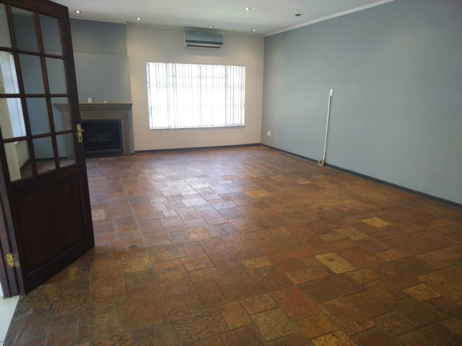 To Let 3 Bedroom Property for Rent in Muckleneuk Gauteng