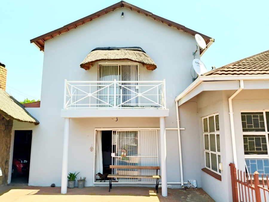 To Let 3 Bedroom Property for Rent in Mayville Gauteng