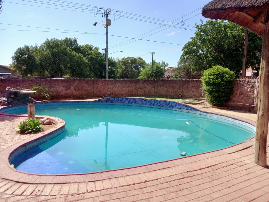 To Let 3 Bedroom Property for Rent in Mayville Gauteng