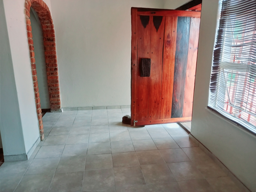 To Let 3 Bedroom Property for Rent in Mayville Gauteng