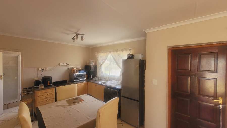 To Let 2 Bedroom Property for Rent in Elandspark Gauteng