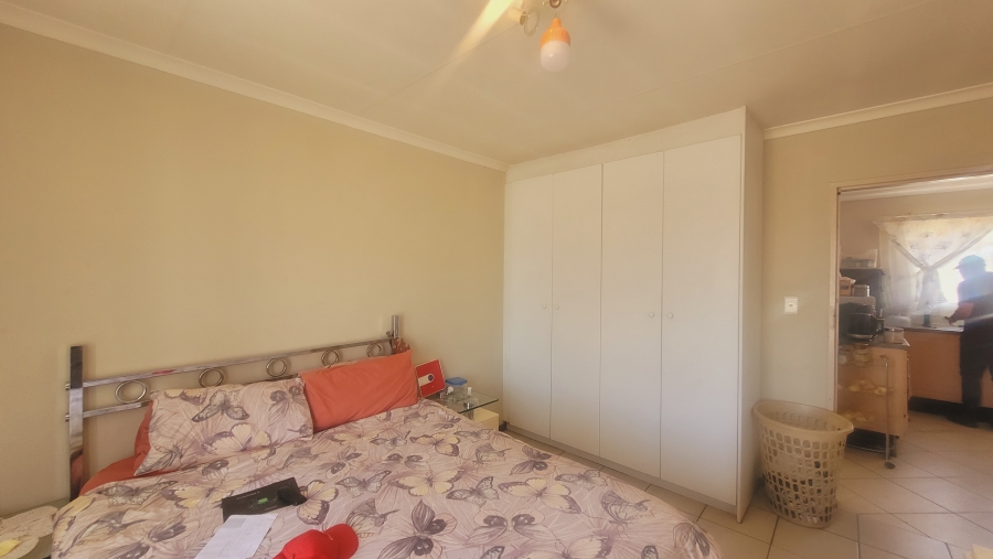 To Let 2 Bedroom Property for Rent in Elandspark Gauteng