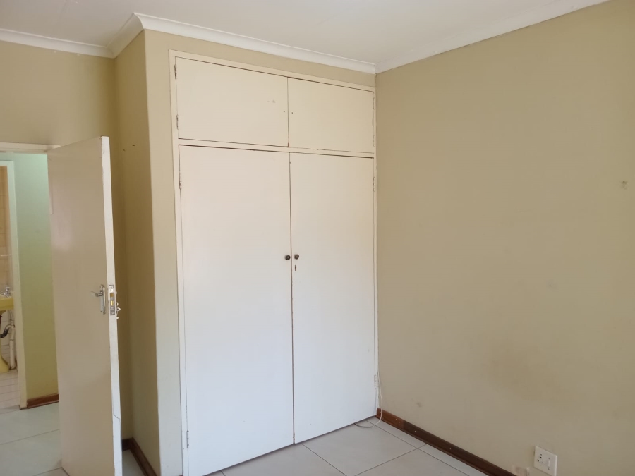 To Let 3 Bedroom Property for Rent in Unitas Park Gauteng