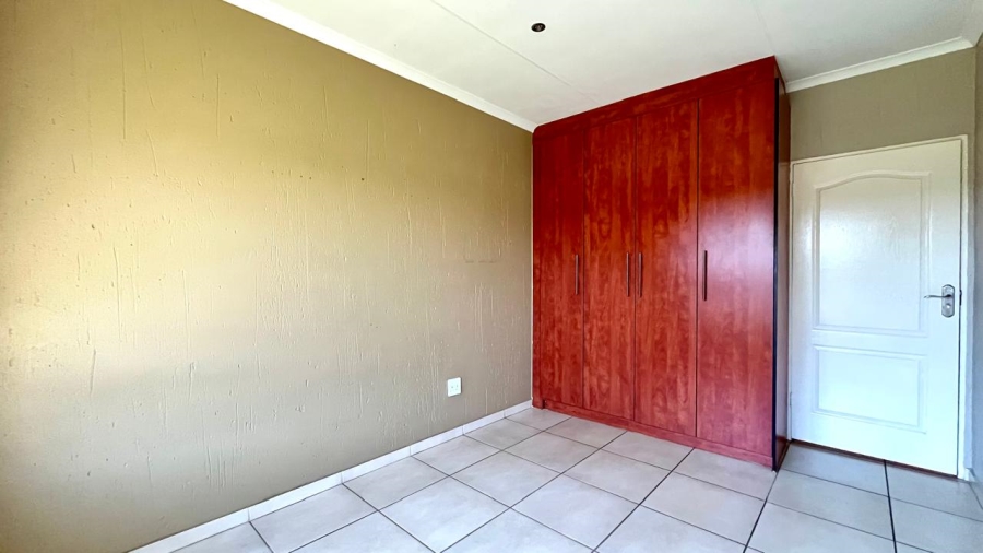 2 Bedroom Property for Sale in Kenleaf Gauteng