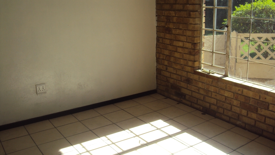 6 Bedroom Property for Sale in Kempton Park Ext 2 Gauteng