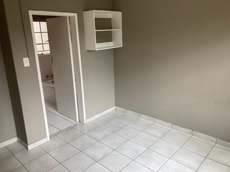 To Let 3 Bedroom Property for Rent in Newlands Gauteng