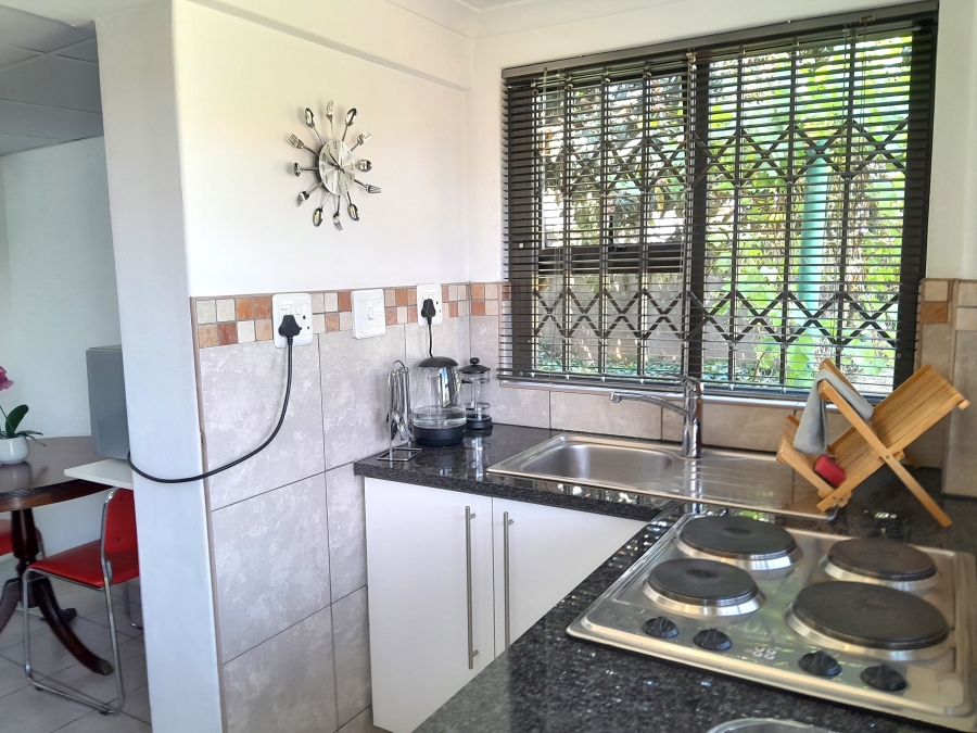 To Let 1 Bedroom Property for Rent in Observatory Gauteng