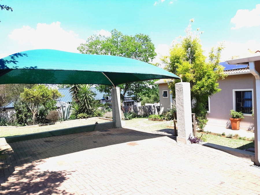 To Let 1 Bedroom Property for Rent in Observatory Gauteng