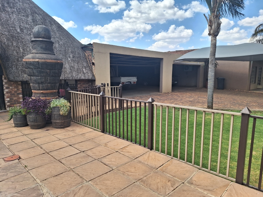 3 Bedroom Property for Sale in De Deur Gauteng