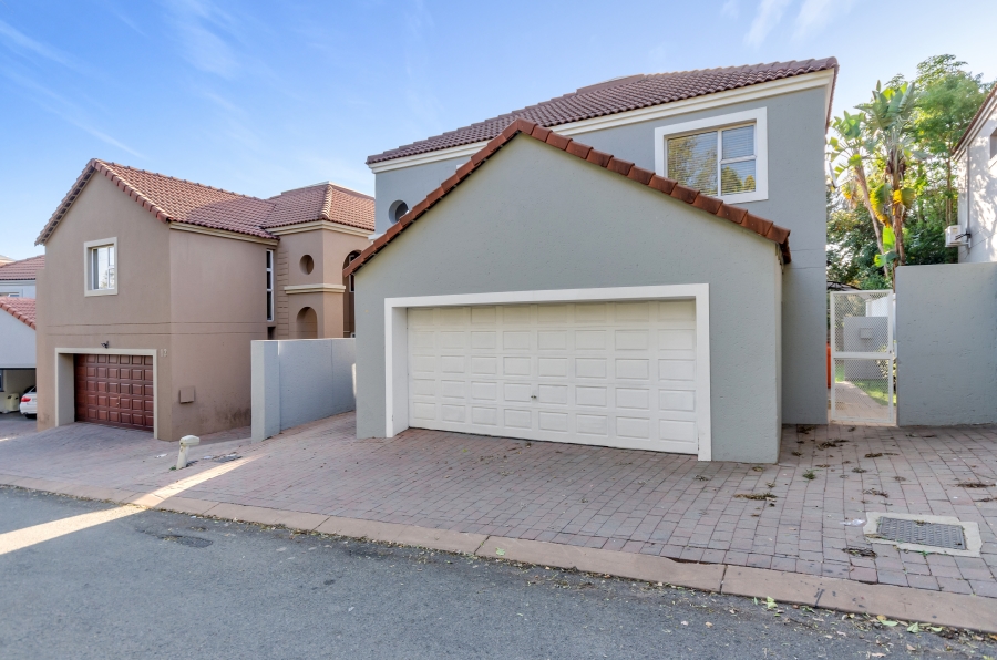 To Let 3 Bedroom Property for Rent in Dainfern Golf Estate Gauteng