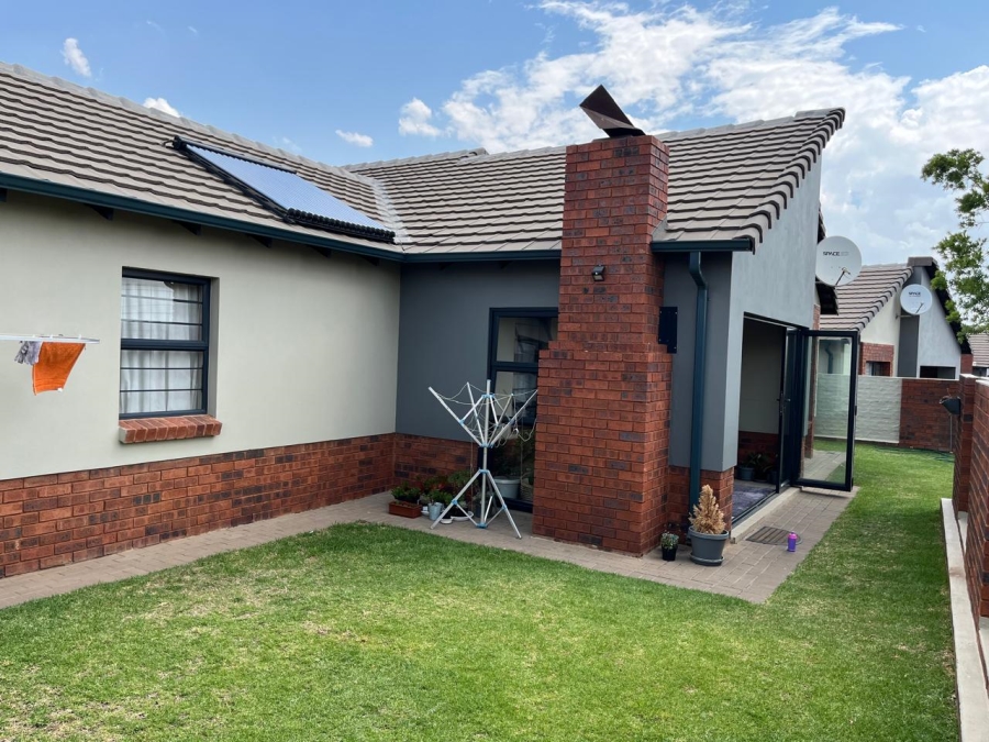 3 Bedroom Property for Sale in Amberfield Valley Gauteng