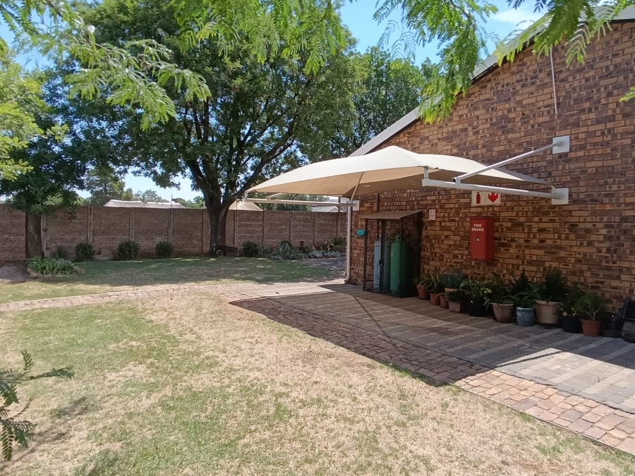 3 Bedroom Property for Sale in Brackenhurst Gauteng