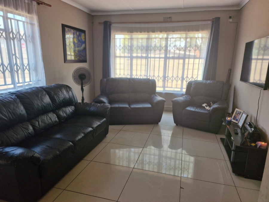 3 Bedroom Property for Sale in Minnebron Gauteng