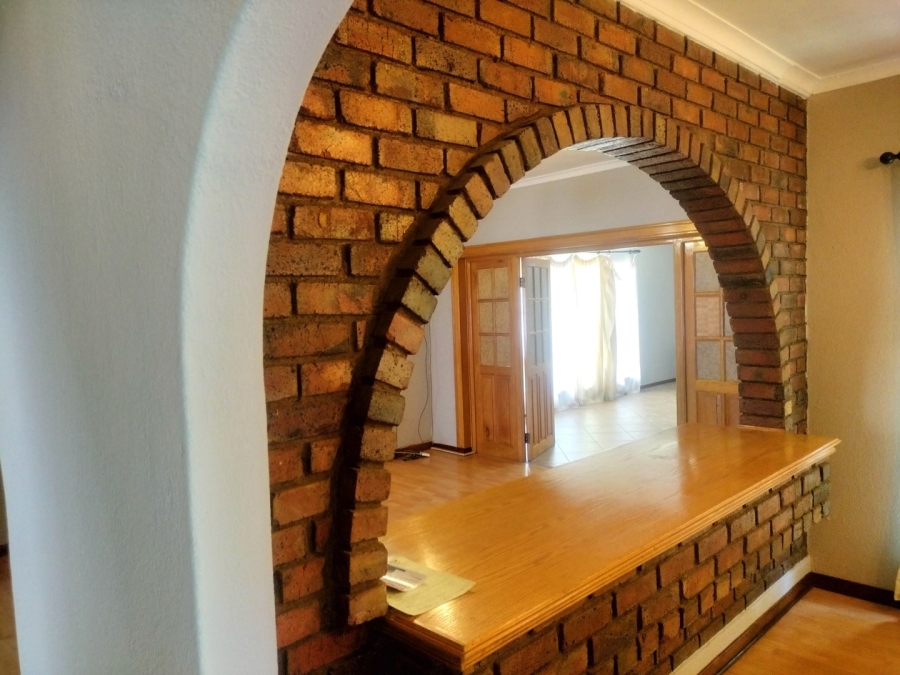 3 Bedroom Property for Sale in Glen Marais Gauteng