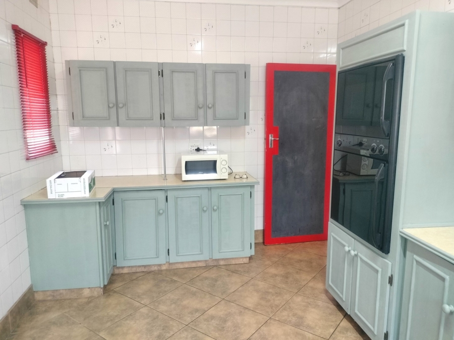 3 Bedroom Property for Sale in Glen Marais Gauteng