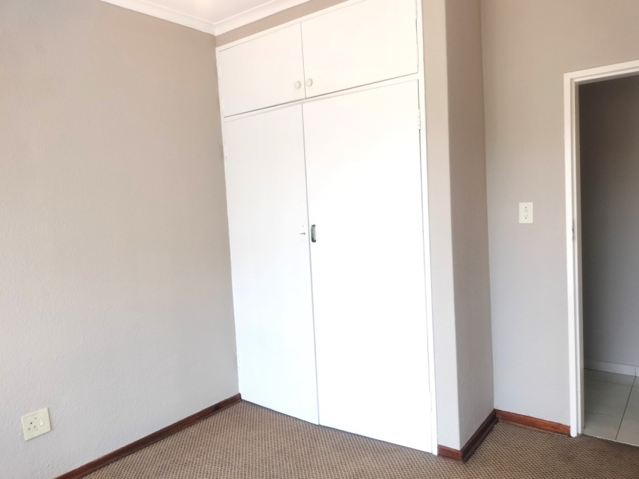 3 Bedroom Property for Sale in Glen Marais Gauteng