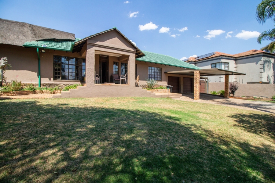 3 Bedroom Property for Sale in Van Riebeeck Park Gauteng