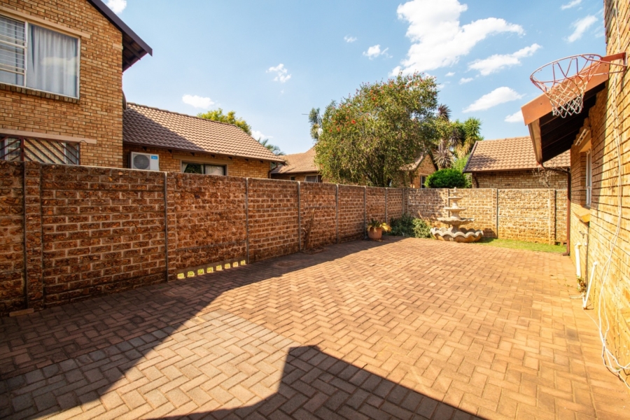 4 Bedroom Property for Sale in Pomona Gauteng