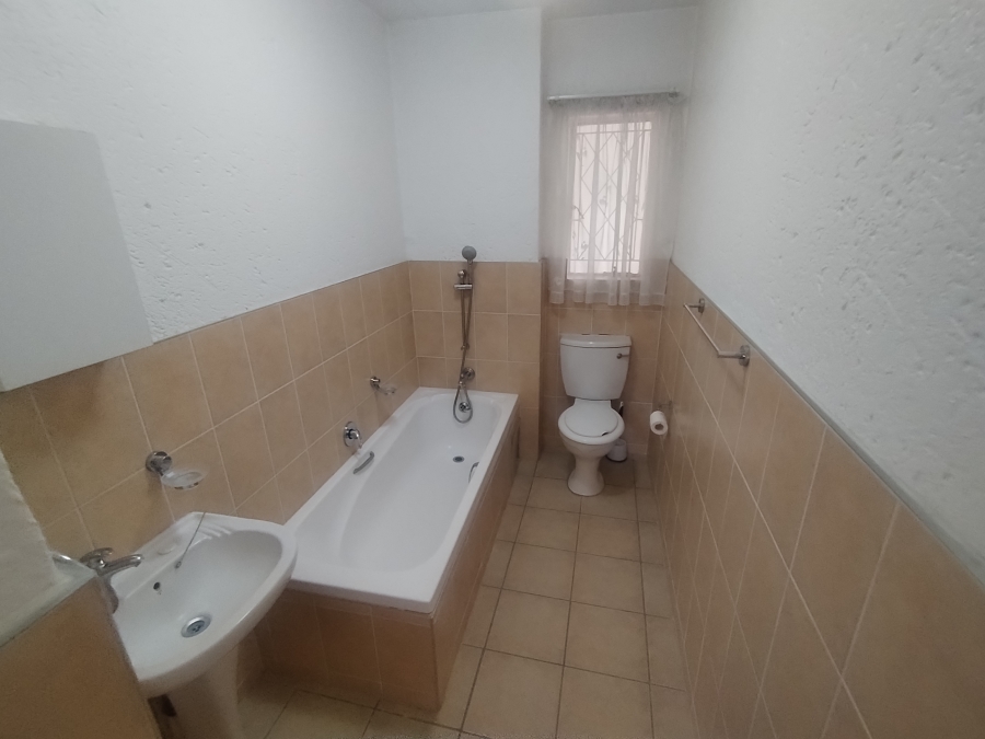 2 Bedroom Property for Sale in Eden Glen Gauteng