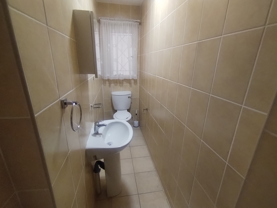 2 Bedroom Property for Sale in Eden Glen Gauteng