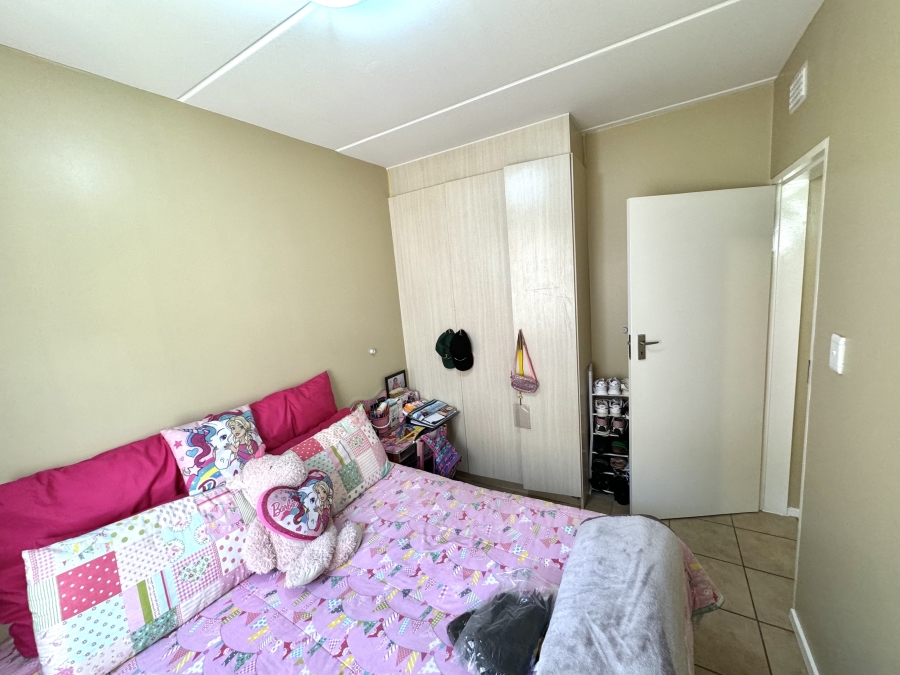 To Let 2 Bedroom Property for Rent in Midridge Park Gauteng