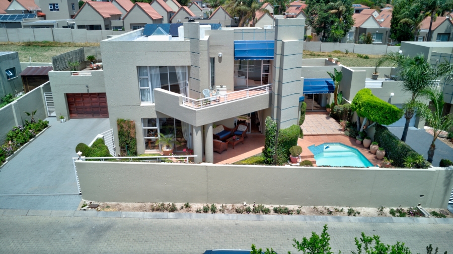 3 Bedroom Property for Sale in Sunninghill Gauteng