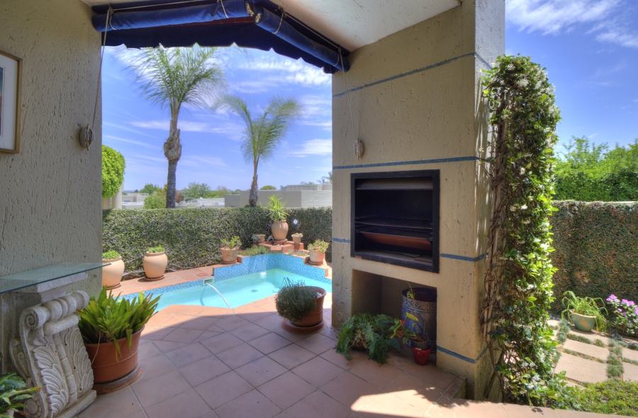 3 Bedroom Property for Sale in Sunninghill Gauteng