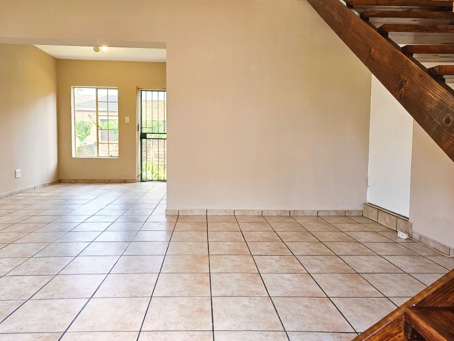 3 Bedroom Property for Sale in Honeydew Manor Gauteng