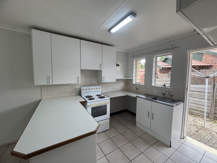 2 Bedroom Property for Sale in Birchleigh Gauteng