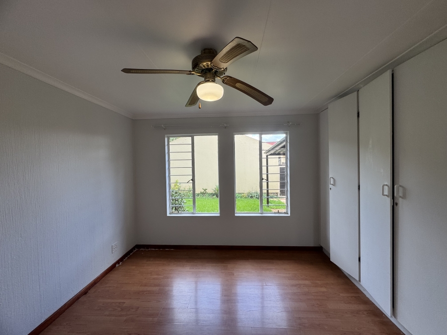 2 Bedroom Property for Sale in Birchleigh Gauteng
