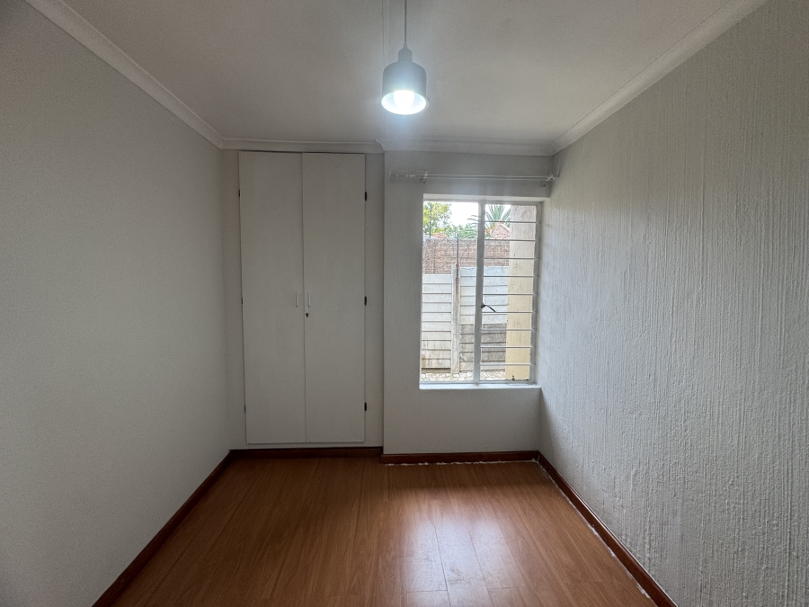 2 Bedroom Property for Sale in Birchleigh Gauteng