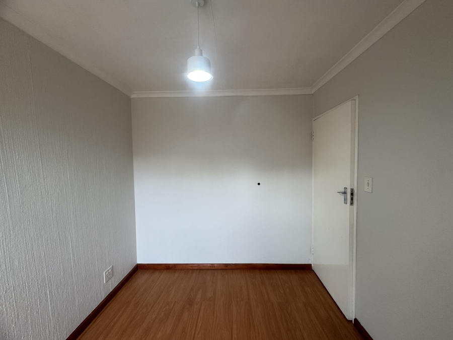 2 Bedroom Property for Sale in Birchleigh Gauteng