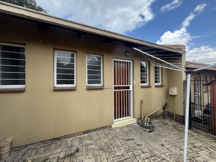 2 Bedroom Property for Sale in Birchleigh Gauteng
