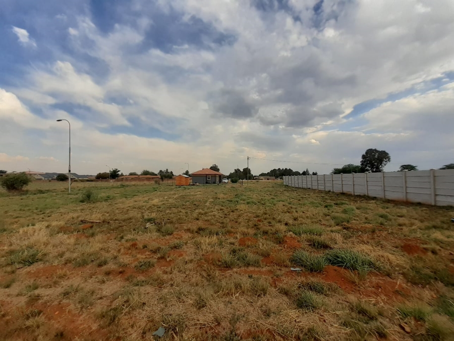 0 Bedroom Property for Sale in Kookrus Gauteng