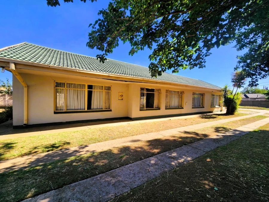 3 Bedroom Property for Sale in Three Rivers Gauteng