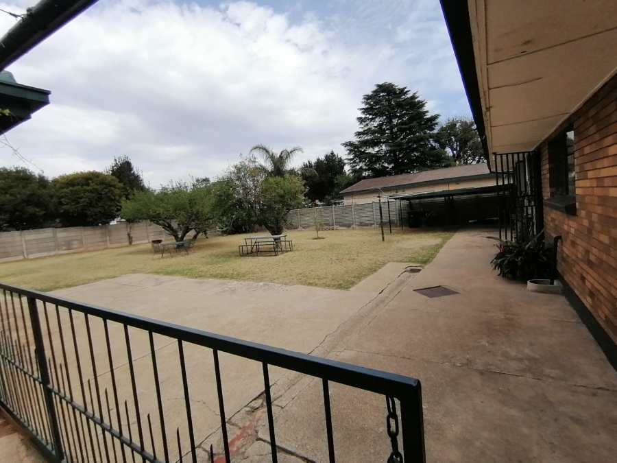 4 Bedroom Property for Sale in Witpoortjie Gauteng